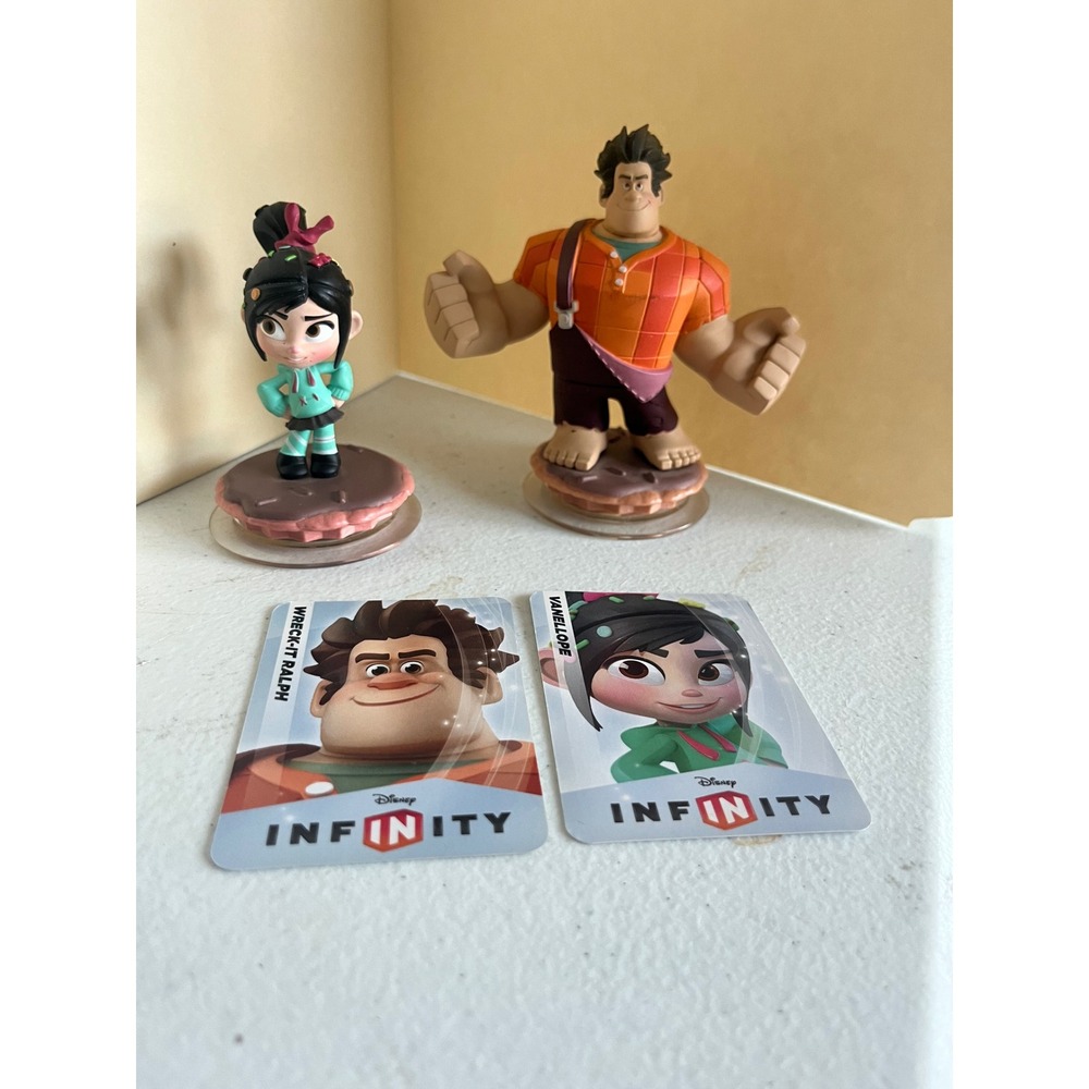 Disney Infinity Wreck-It Ralph & Vanellope von Schweetz Figures with Cards Set